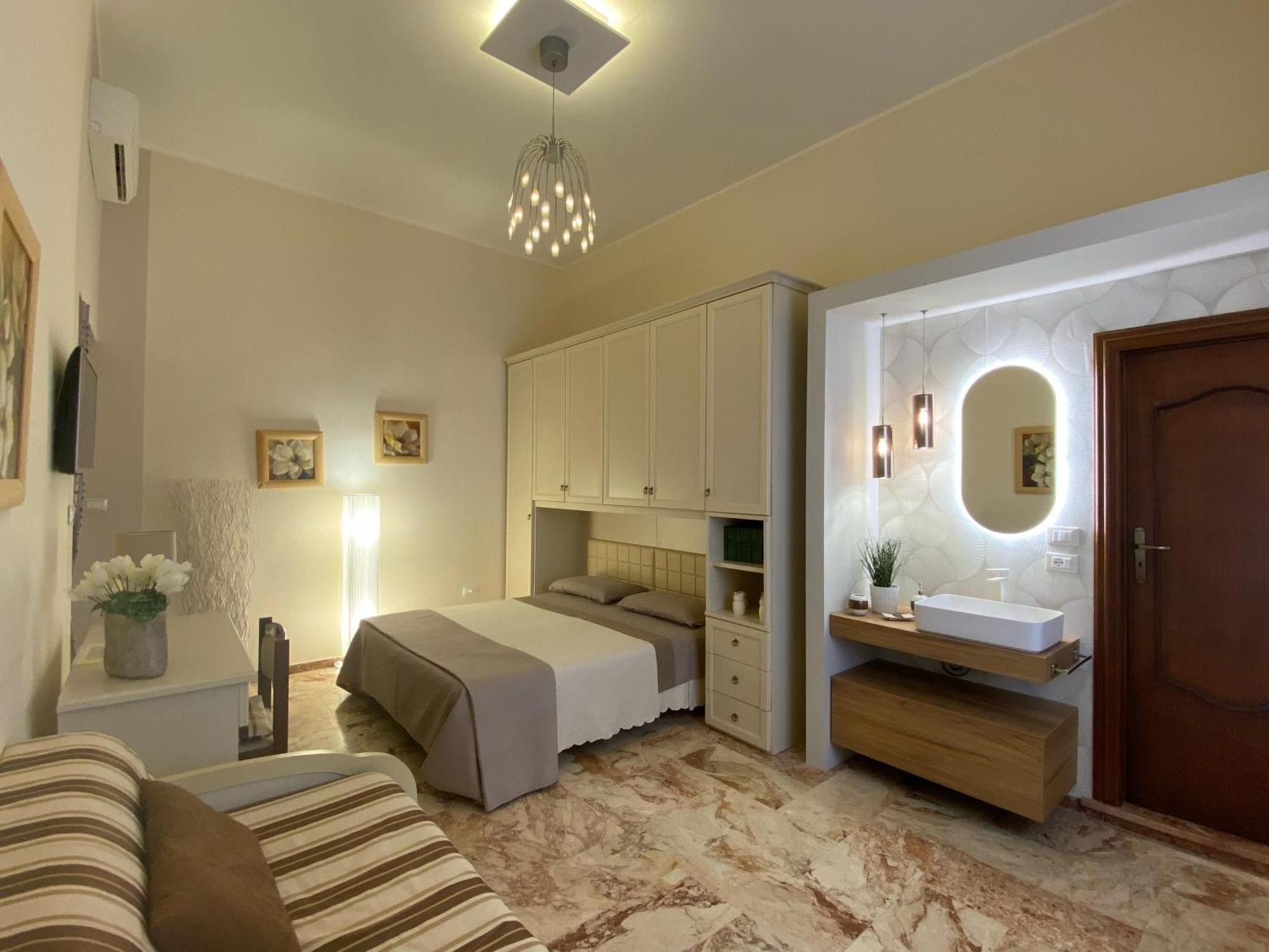 Villa Lazzari B&B Tra I Due Mari Maglie Bagian luar foto