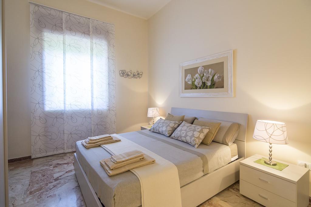 Villa Lazzari B&B Tra I Due Mari Maglie Bagian luar foto