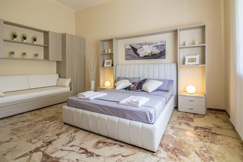 Villa Lazzari B&B Tra I Due Mari Maglie Bagian luar foto