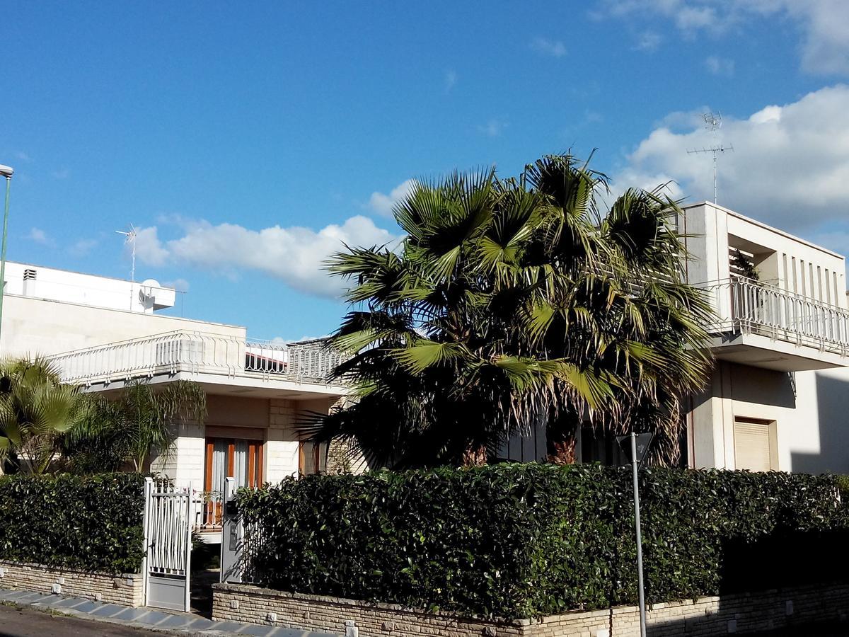 Villa Lazzari B&B Tra I Due Mari Maglie Bagian luar foto